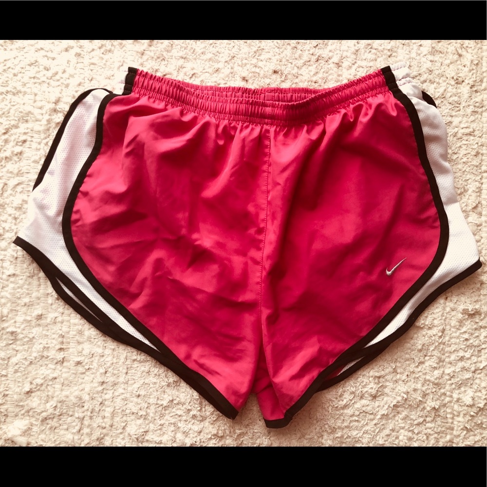 Nike Tempo Short